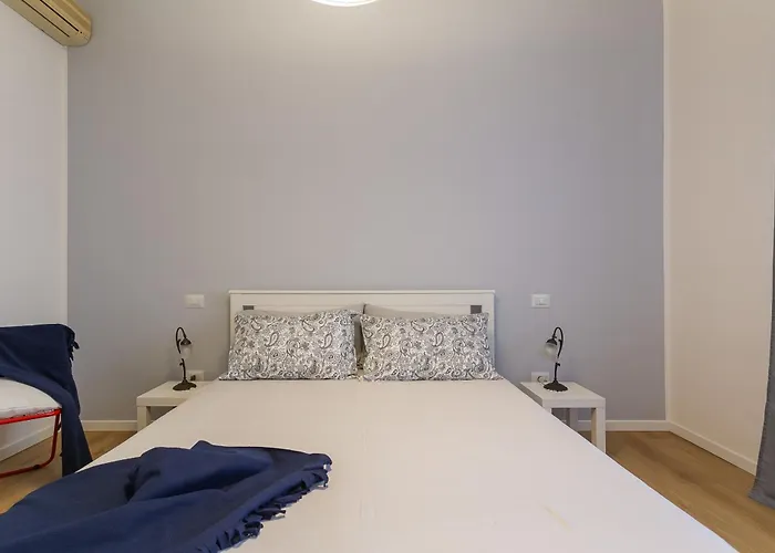 Petershouse בארי