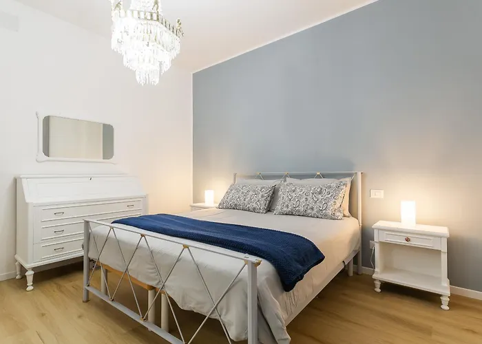 Petershouse בארי